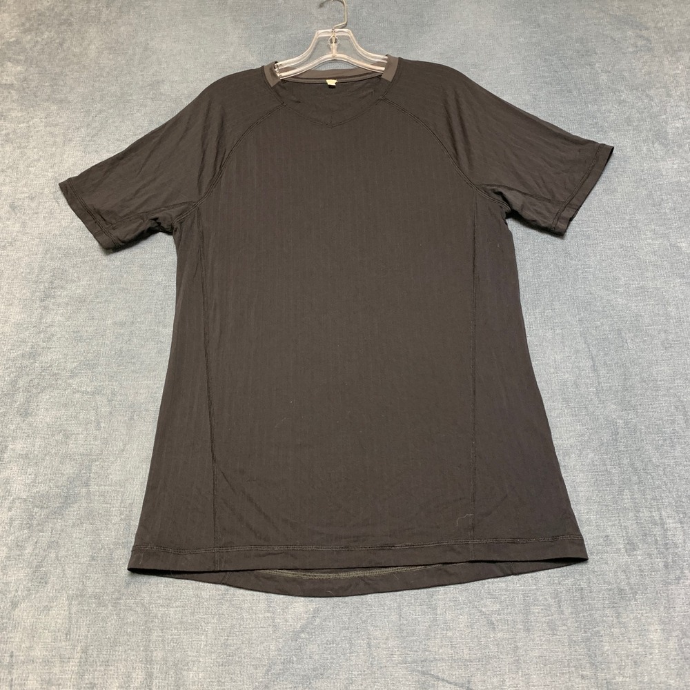 Lululemon T Shirt Mens Medium Black V Neck Raglan Sleeve Athletic Performance